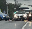 Мотоциклист пострадал при столкновении с автомобилем в Южно-Сахалинске