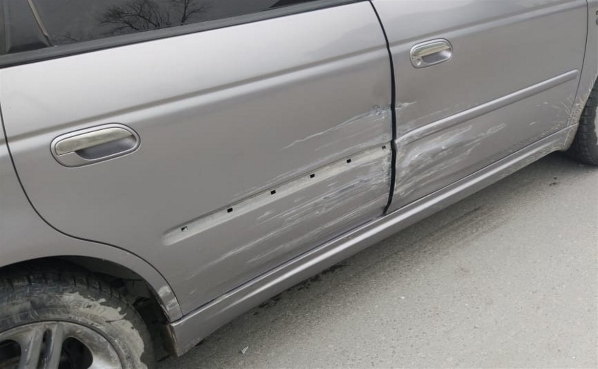 Очевидцев ДТП с участием Toyota Corolla и Honda Odyssey разыскивают в Южно-Сахалинске