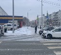 Очевидцев аварии на перекрёстке улиц Комсомольской и Емельянова ищут в Южно-Сахалинске