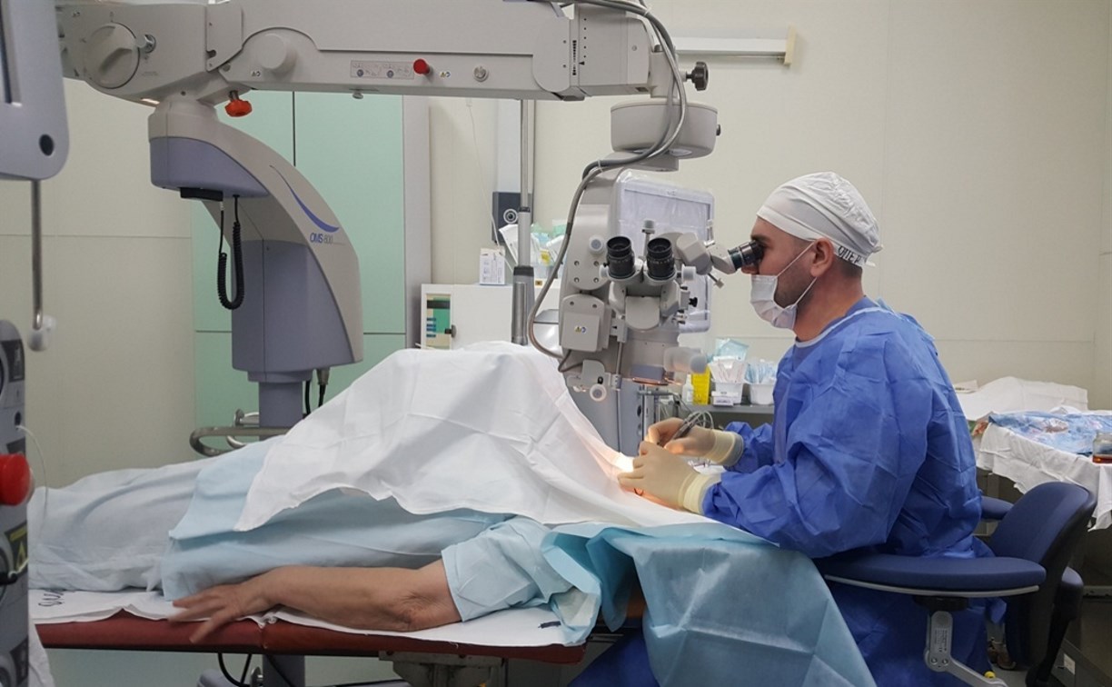 На Сахалине внедряют новейшие технологии восстановления зрения 