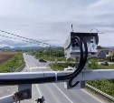Более 1500 водителей на Сахалине за месяц проехали на красный свет