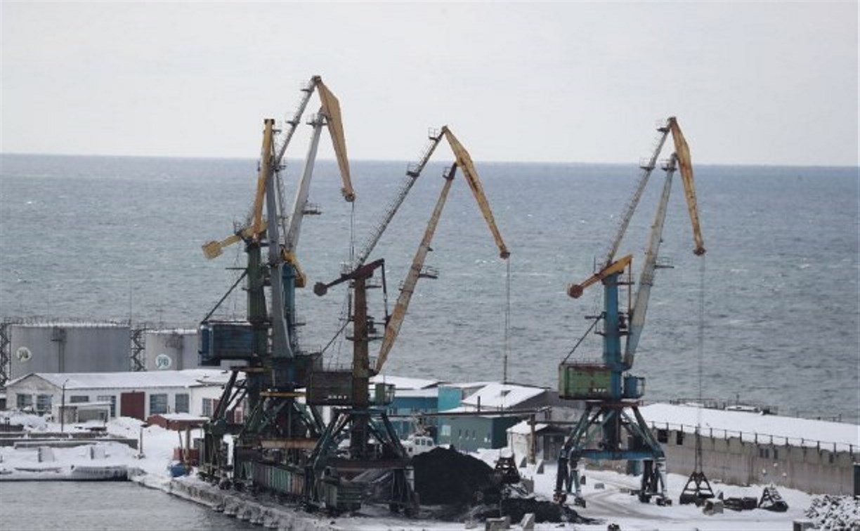 Холмский порт наконец получил экономически обоснованные тарифы
