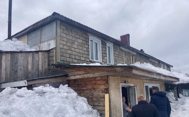 В Тымовском расследуют причину неожиданной протечки в доме семьи мобилизованного