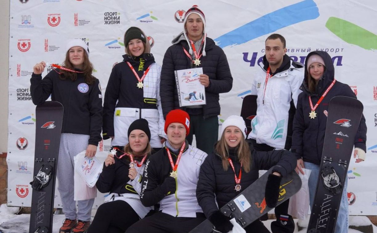 Сахалинка София Надыршина завоевала две медали этапа Кубка России по сноуборду