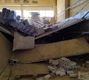 Двух женщин после обрушения потолка в дискаунтере на Сахалине доставили в больницу
