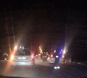 При столкновении микроавтобуса и фуры в пригороде Южно-Сахалинска пострадал мужчина