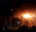 Губернатор Олег Кожемяко взял под контроль ситуацию с пожаром в жилом доме Холмска