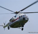На Сахалине спасатели МЧС России на учебных сборах провели 162 спуска с вертолёта 