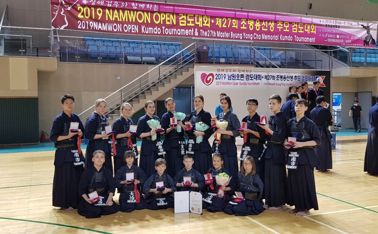 Сахалинские кендоисты выступили на соревнованиях в Корее