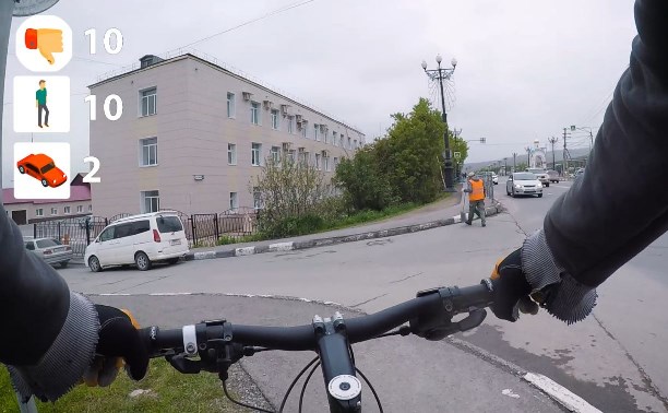 Залипательное видео: велосипедист проехался по Южно-Сахалинску и прочувствовал на себе недостатки