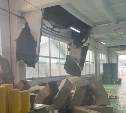 На молокозаводе в Поронайске во время рабочего дня упал потолок