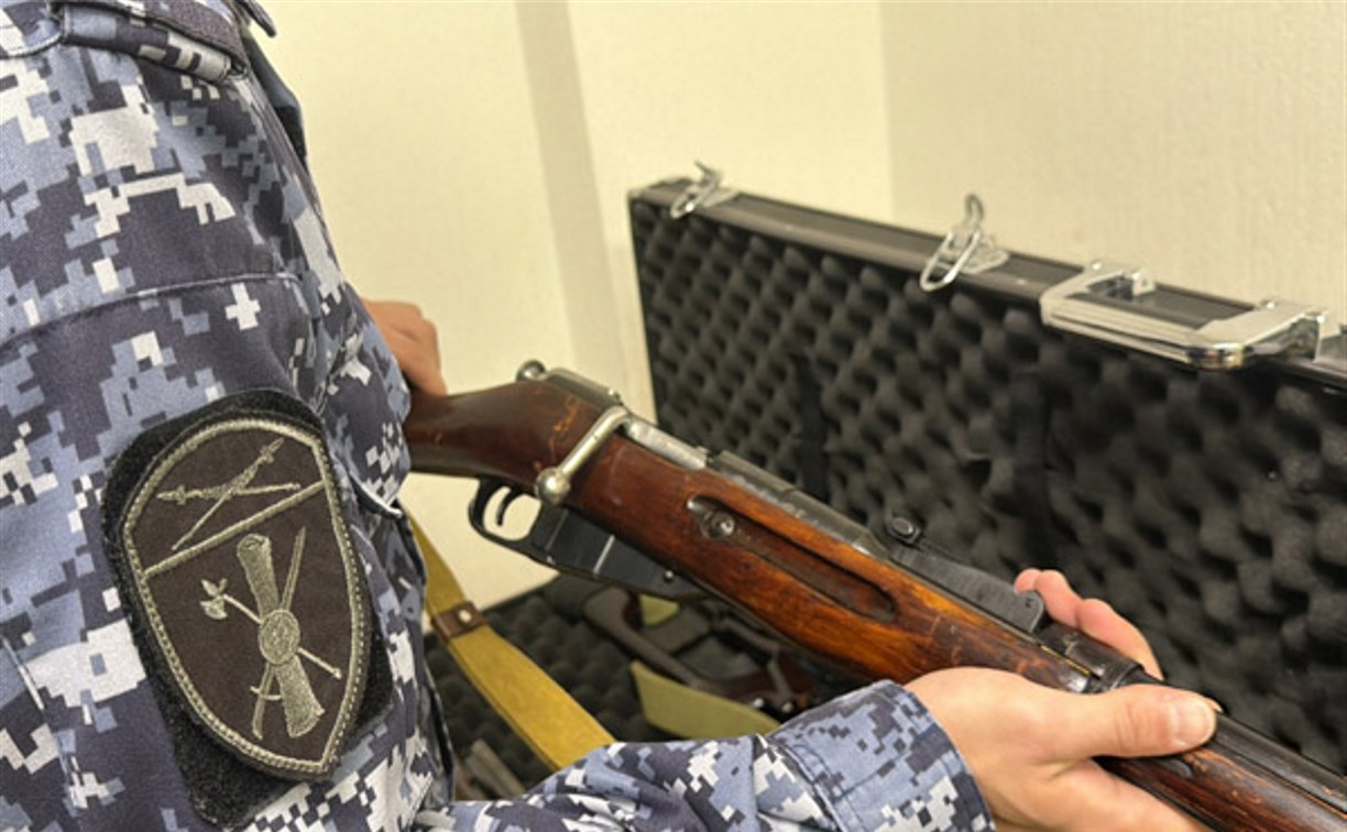 20 единиц оружия и 63 патрона изъяли у сахалинцев за неделю