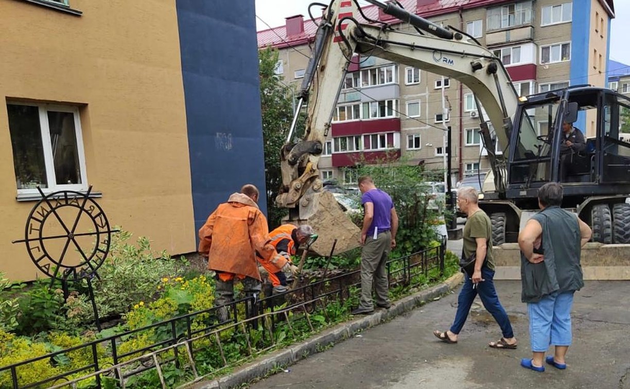 Устранена авария, из-за которой 12 многоэтажек в Южно-Сахалинске полсуток были без воды