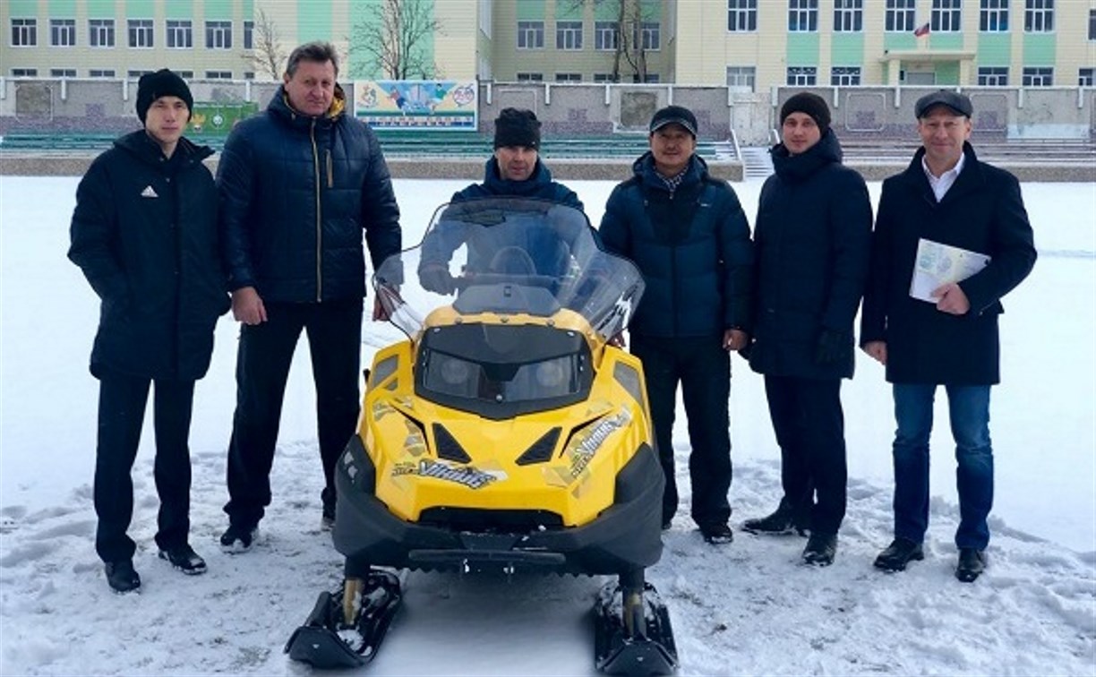 Спортсмены сел Чапланово и Костромское получили снегоходы