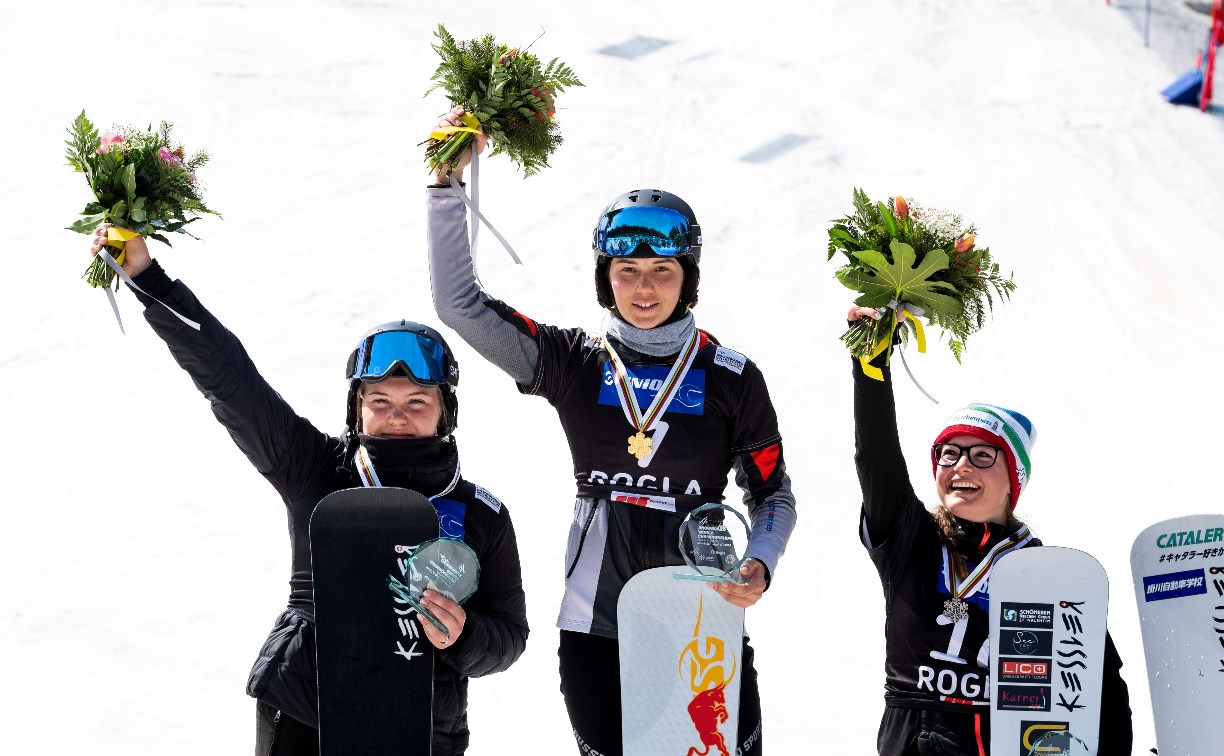  Сахалинские горнолыжники стали финалистами на международных соревнованиях