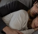 Ученые объяснили, почему многие просыпаются около трех часов ночи