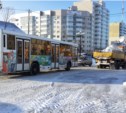 Список улиц Южно-Сахалинска, которые этой ночью будут расчищать от снега, составил ДГХ