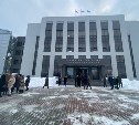 Администрацию Южно-Сахалинска эвакуировали из-за сообщения о бомбе