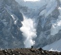 В десяти районах Сахалина возможен сход лавин