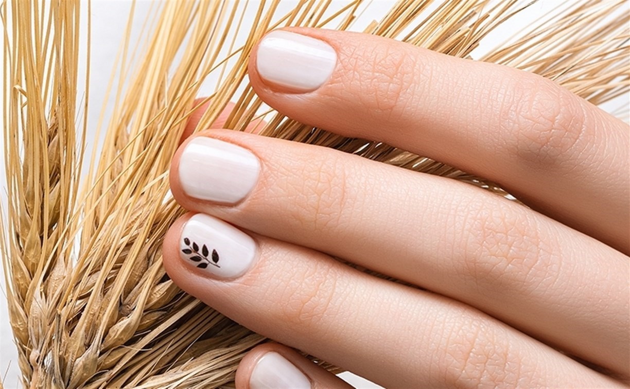 Сахалинки начали отказываться от маникюра с гель-лаком: результаты опроса astv.ru