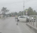 "Утро после Дня города": раскуроченный седан заметили в Ногликах