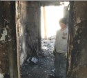 На улице осталась многодетная сахалинская семья после пожара 