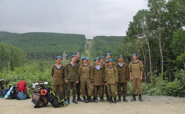 Юные сахалинские десантники провели неделю в тайге