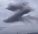 Вулкан на Курилах выплюнул облако в виде буквы Z