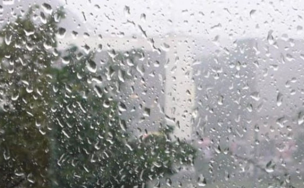 Сильный дождь обрушится на четыре района Сахалина