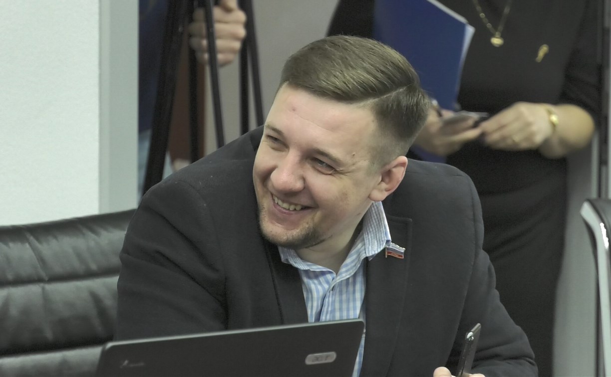 Депутат гордумы Иван Кардаш выйдет из "Единой России" после 15 суток ареста
