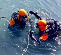 Тело утонувшего в Холмске школьника еще ищут: обследовали 400 "квадратов" на глубине до 7 метров