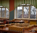 Нет медобследования, нет аттестации: прокуратура выявила кучу нарушений в школьной столовой в Поронайске