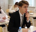 С итоговым сочинением успешно справились 97% сахалинских выпускников