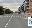  Неизвестный водитель промчался на красный, сбил пешехода на "зебре" в Южно-Сахалинске и скрылся 