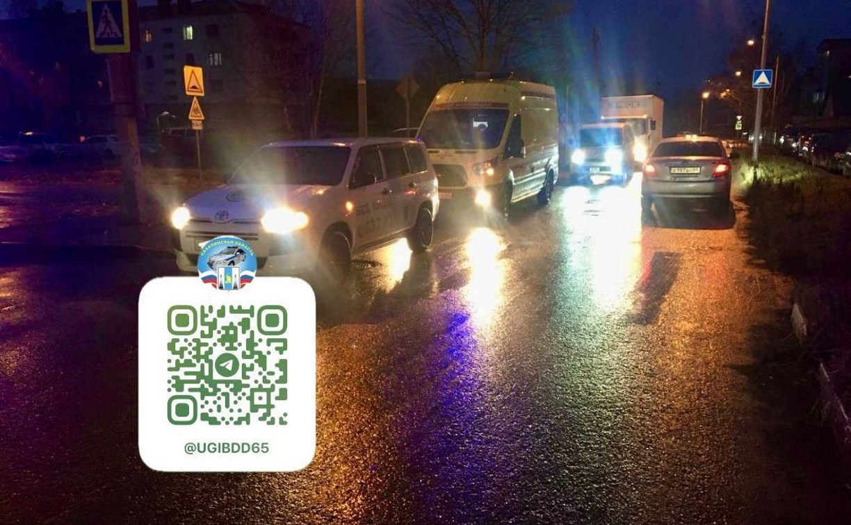В Южно-Сахалинске водитель на "Пробоксе" сбил пенсионерку 