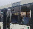 Подростки разбили стёкла автобусов на территории АТП в Невельске