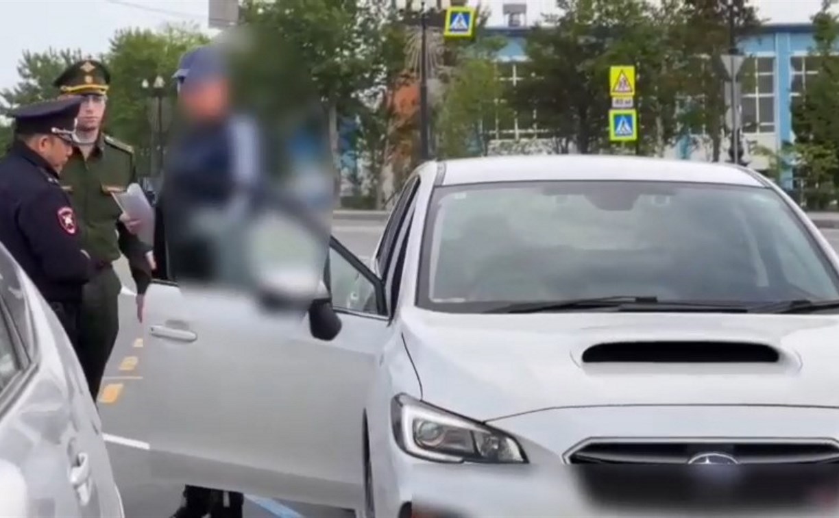 Рейд на дорогах провели силовики в Южно-Сахалинске