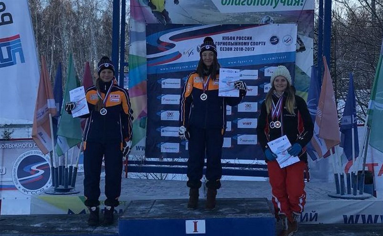 Горнолыжница с Сахалина завоевала серебро в супер-комбинации Кубка России