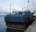 Судно, незаконно перевозившее краб, задержано в Татарском проливе