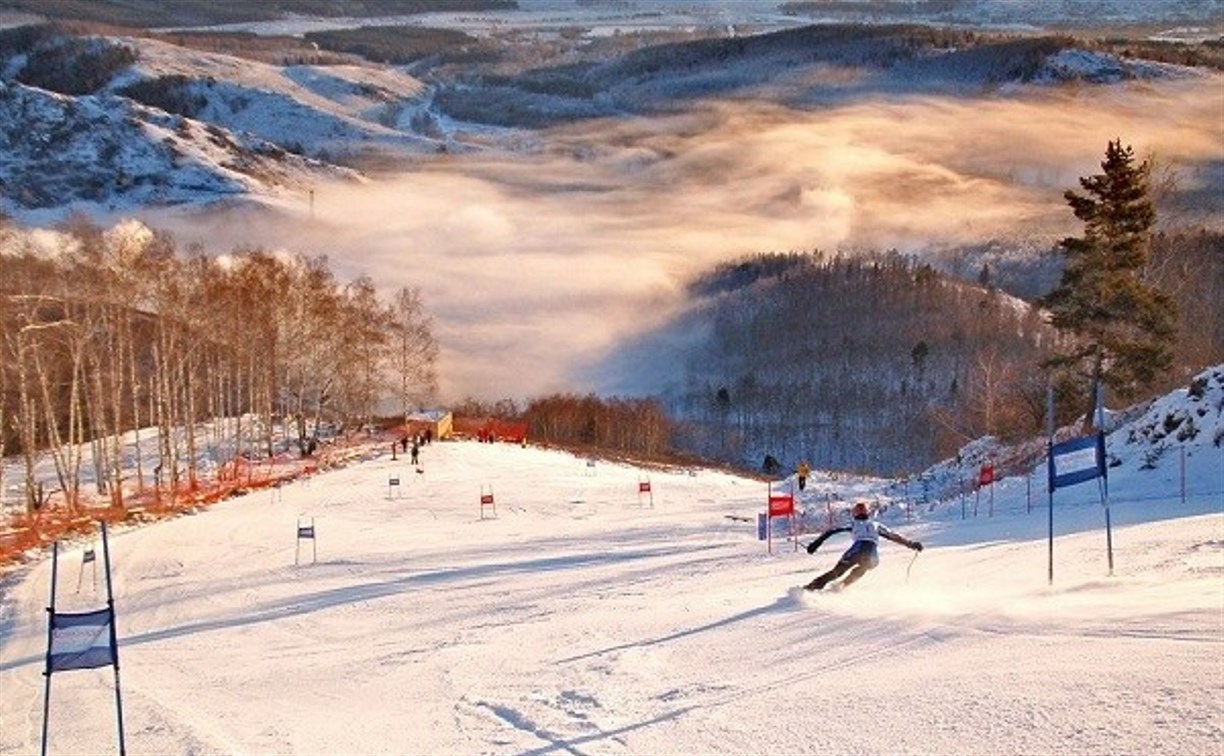 Сахалинцы завоевали четыре медали на этапе Кубка России по горнолыжному спорту