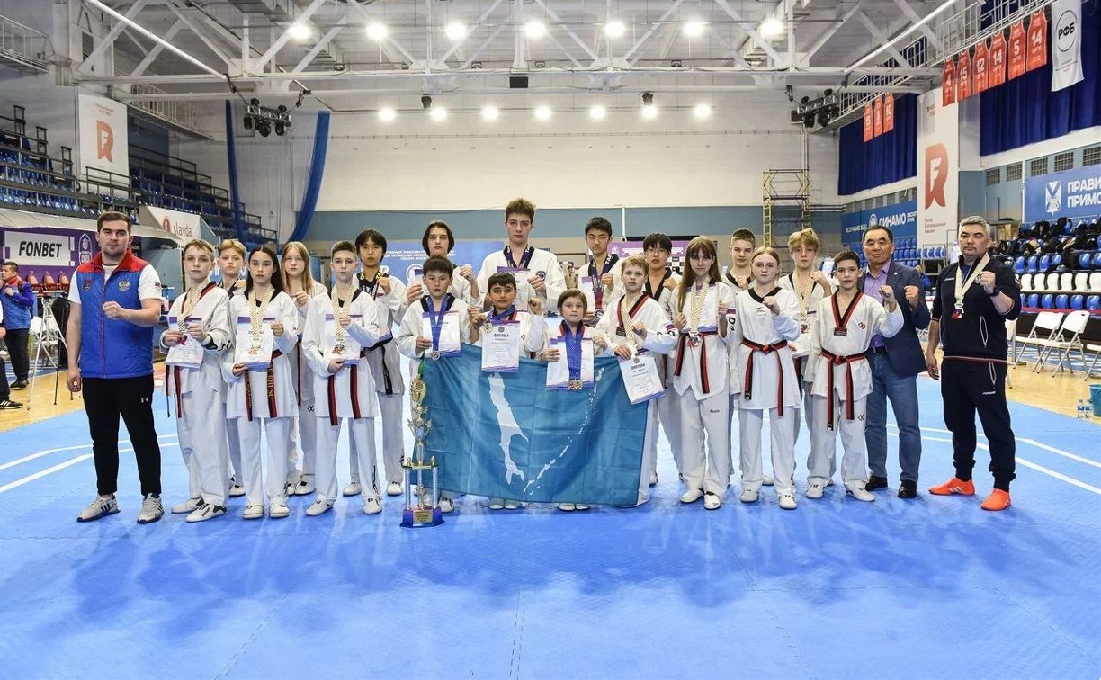 Сахалинские тхэквондисты завоевали 45 медалей на дальневосточных состязаниях