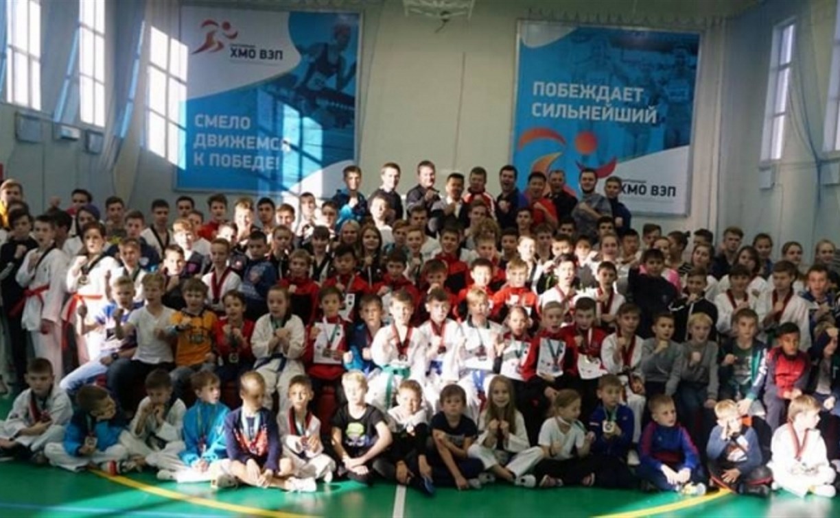 Корсаковские тхэквондисты заняли второе место на международных соревнованиях
