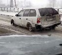 В районе Березняков автомобиль решил проехаться по дороге без шин 