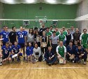Команды СахГУ и ВЦ «Сахалин» стали победителями волейбольного «Турнира памяти»