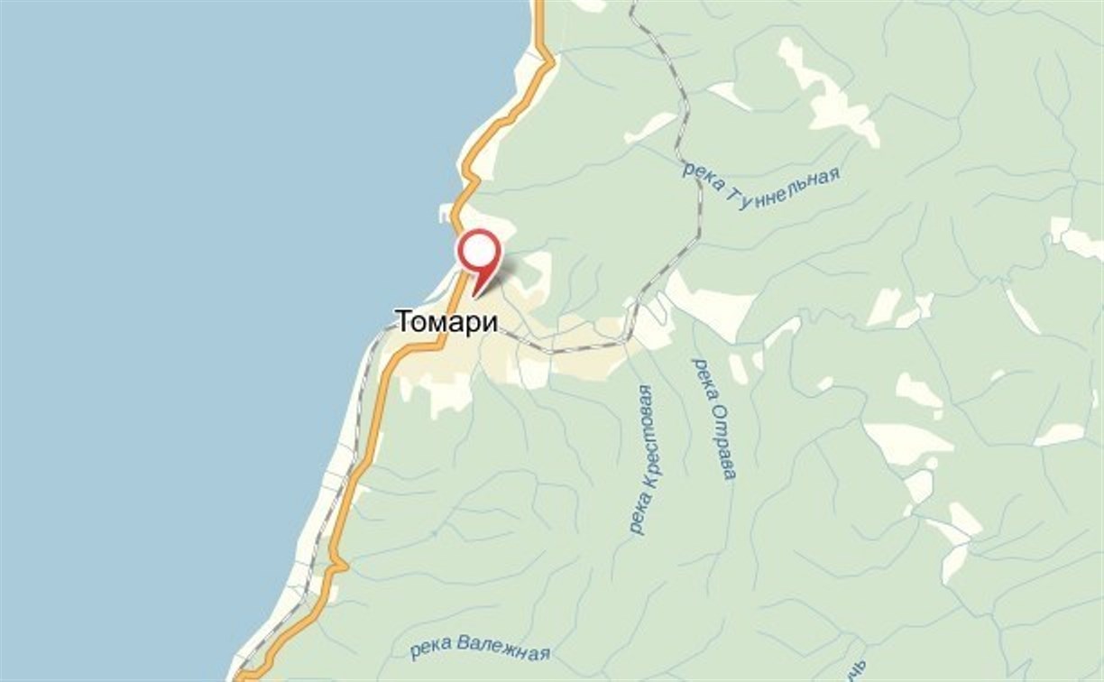 Мертвого мужчину обнаружили у железнодорожных путей в Томари