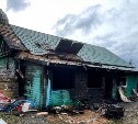 Успеть до заморозков: сахалинцев просят помочь пенсионерам, оставшимся без дома после пожара