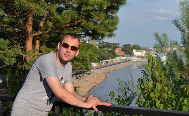 Стриптизер, обокравший Дом культуры на Сахалине, обещал вернуться с новой программой Стриптизер, обокравший Дом культуры на Сахалине, обещал вернуться с новой программой