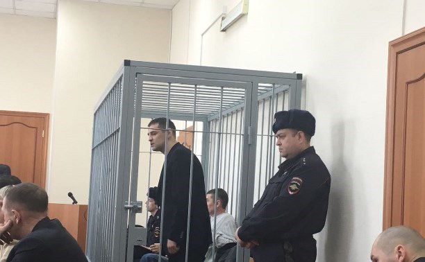 Процесс по делу Хорошавина решили продолжить без одного из адвокатов
