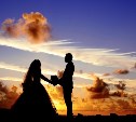 Сахалинцы стали реже жениться и выходить замуж, но чаще разводиться