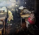 17 пожарных тушили огонь в одной из квартир Южно-Сахалинска